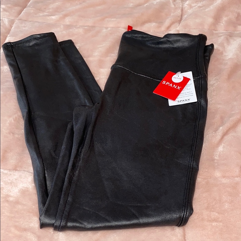 SPANX Black Leather Look Sleek Tapered Fit Legging